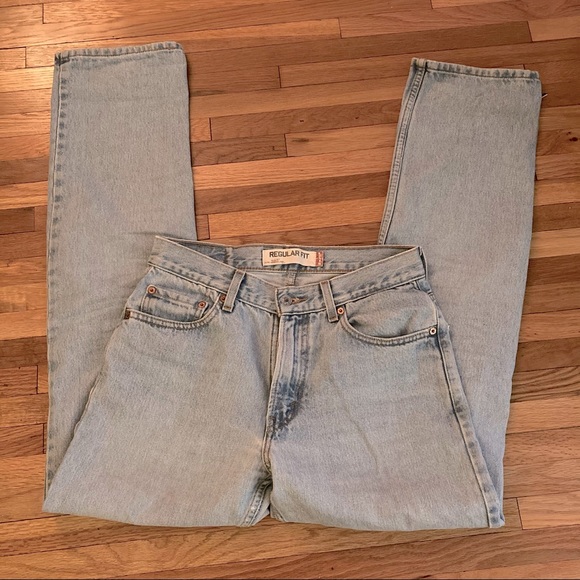 SOLD Vintage Levi Jeans - Picture 1 of 7